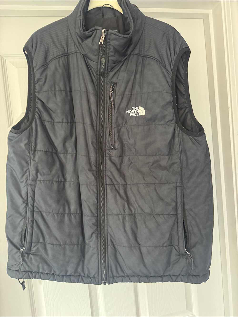The North Face Men's black size L Insulated Quilted Vest